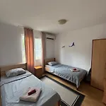 Cozy House With Free Parking * Varna