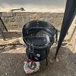 Cozy House With Free Parking