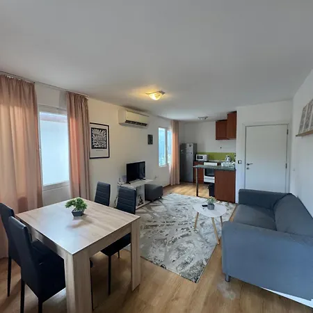 Cozy House With Free Parking Apartmán Varna